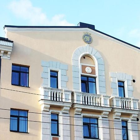 Отель Apalenis Рига Экстерьер фото